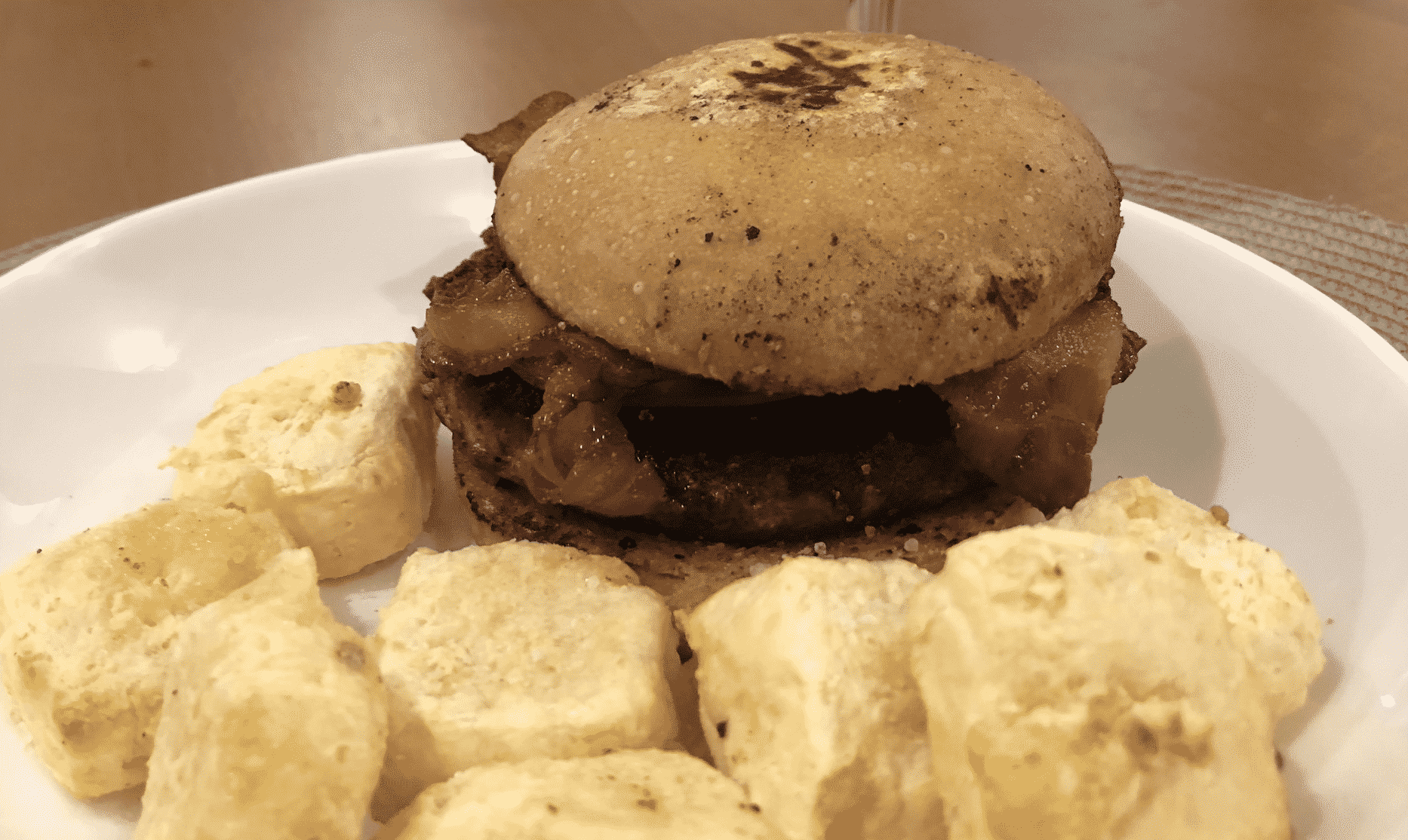 Pão de Hambúrguer de Fermentação Natural feito com Descarte de Levain